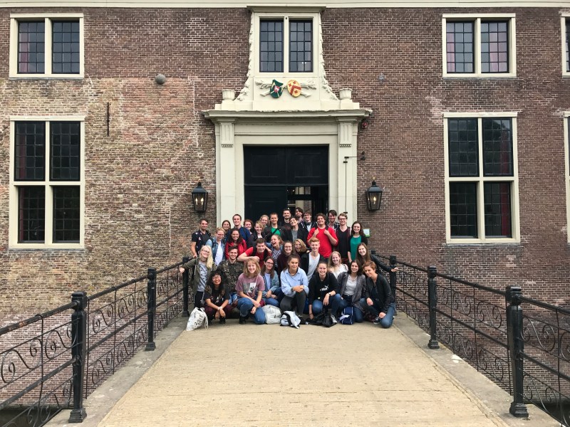 freshers week groups photo